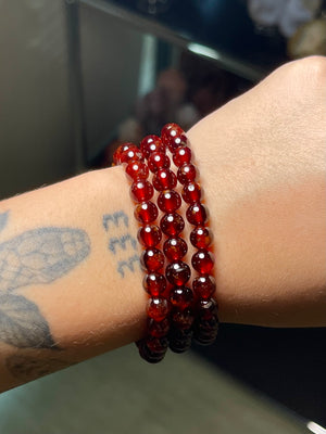 Gemmy 7mm Garnet Bracelet